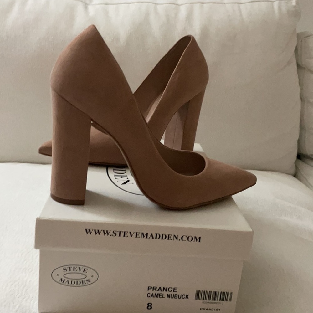 Steve Madden Prance Pumps